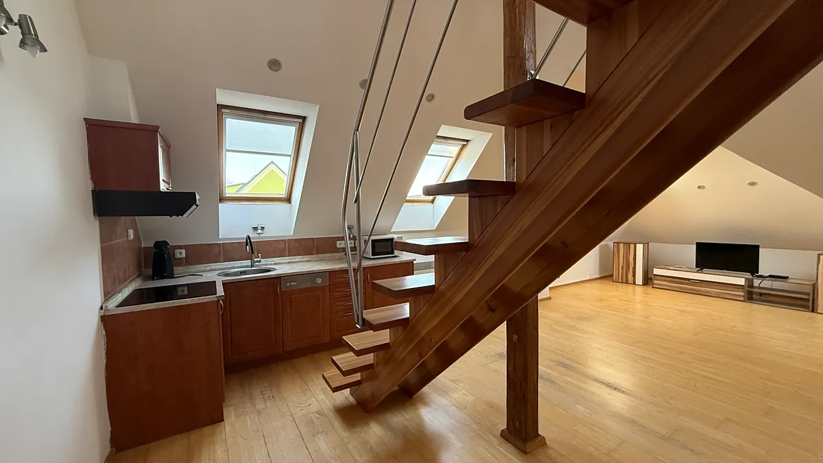 Pronájem bytu atypický 80 m²